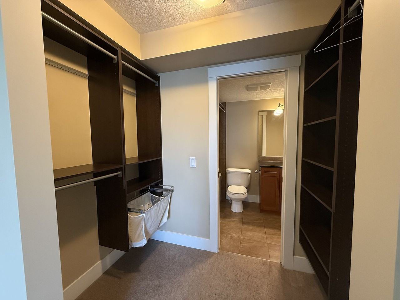 500 Apt - Photo 6 of 19