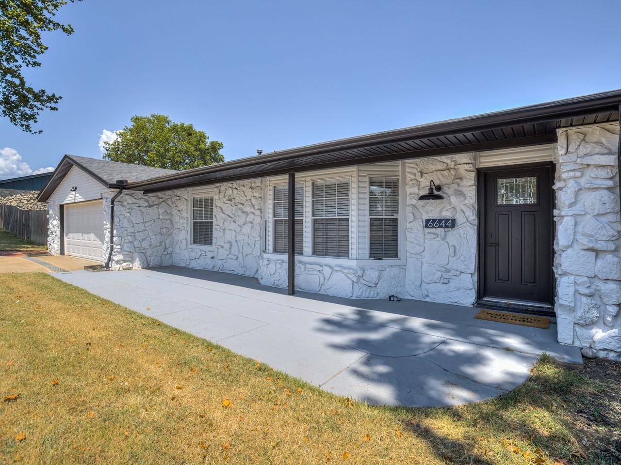 6644 Se Quail Ridge Rd #NA - Photo 4 of 50