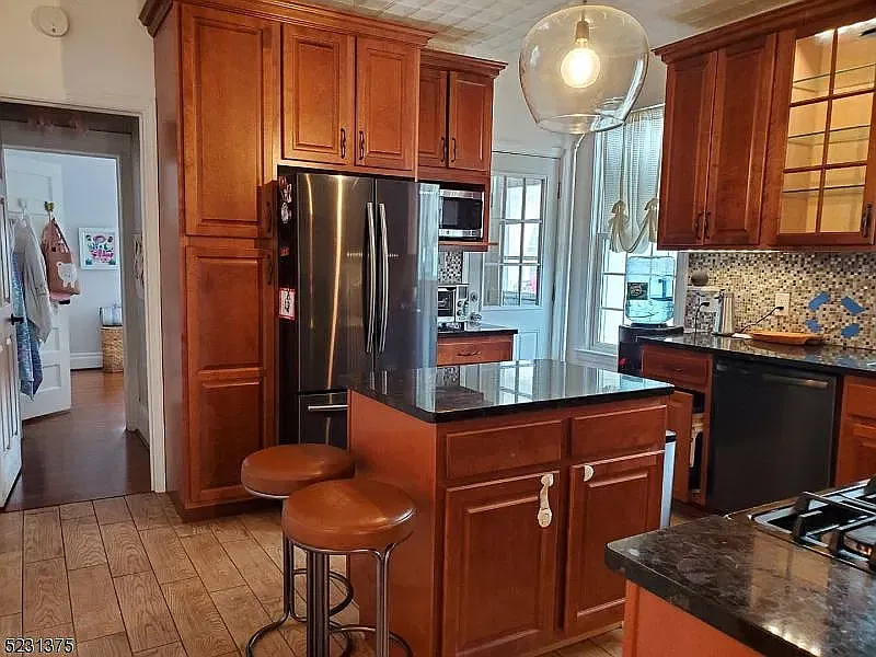 293 Delawanna Ave #NA - Photo 4 of 17