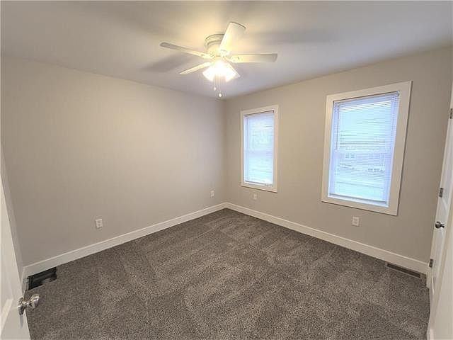 1523 Linden St #NA - Photo 4 of 18