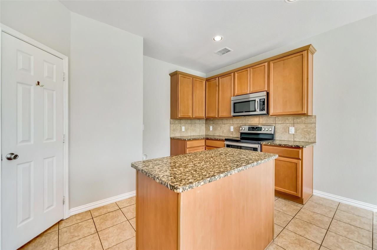 3100 Whispering Pine Blvd #NA - Photo 5 of 17