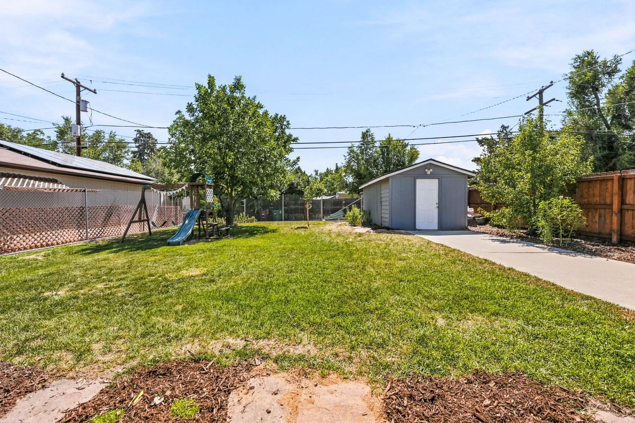1660 Tamarac St #NA - Photo 4 of 20