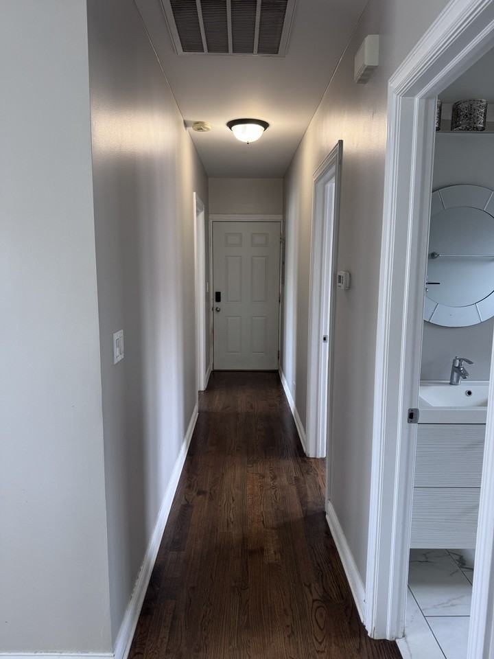 4635 W Palmer St #2 - Photo 5 of 12