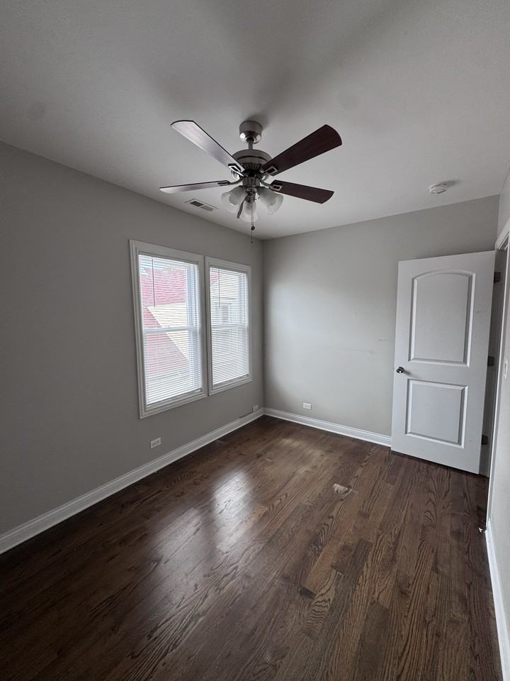 4635 W Palmer St #2 - Photo 7 of 12