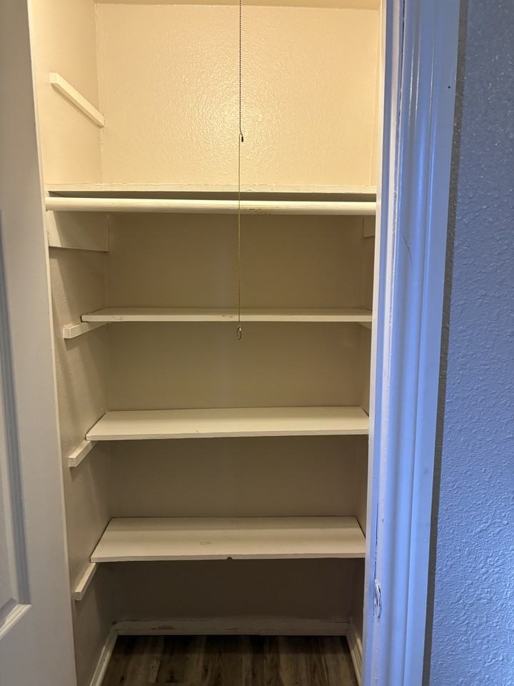 220 E Walnut St #1 - Photo 5 of 10