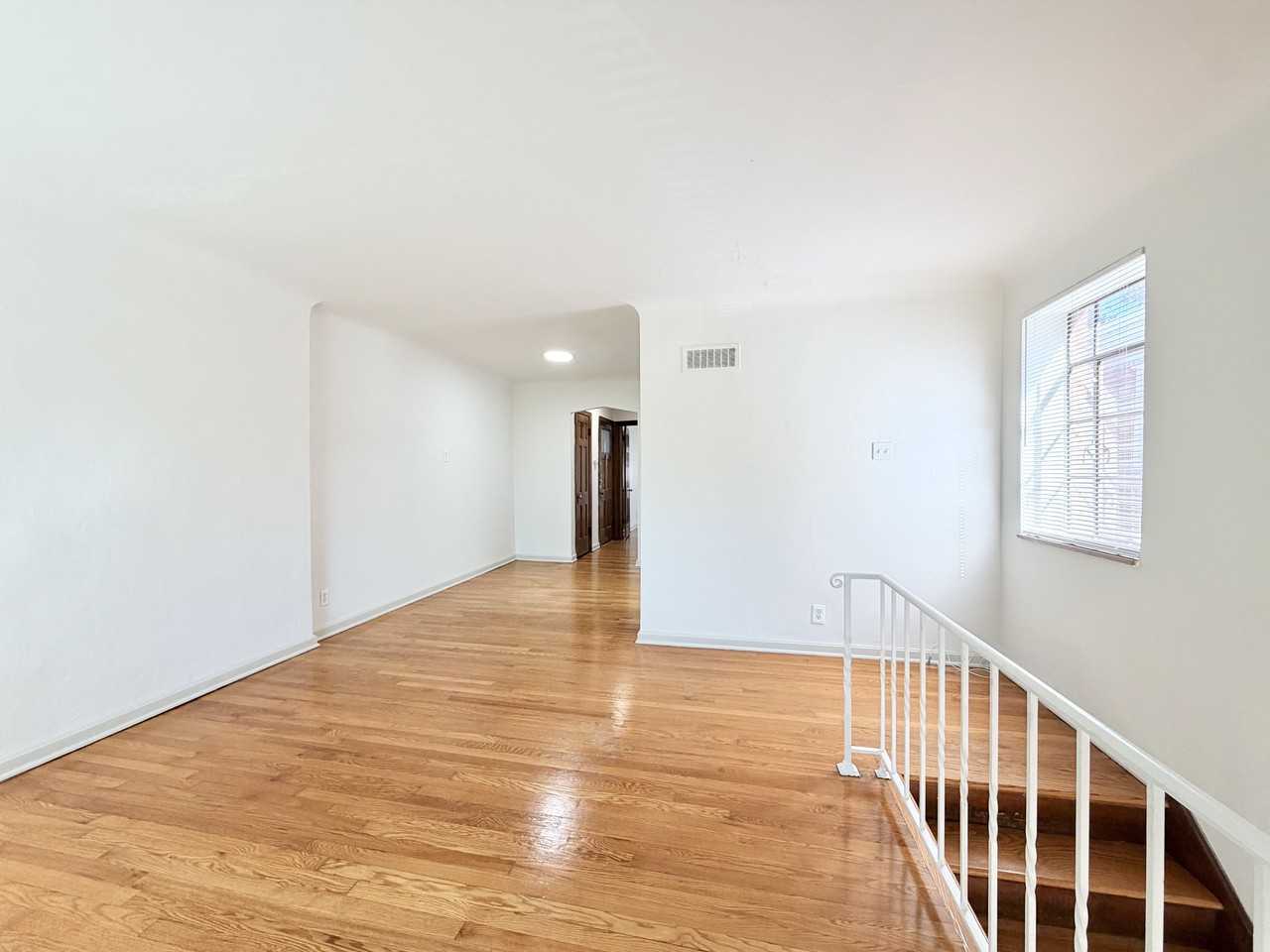6337 Sutherland Ave #2F - Photo 5 of 13