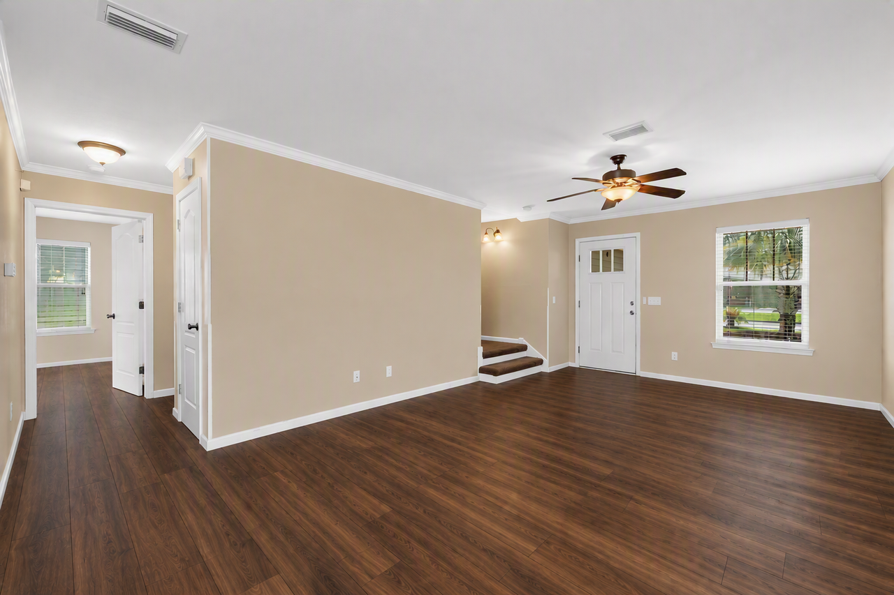243 Woodlawn Ct #NA - Photo 7 of 34