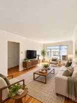 2146 N Beachwood Dr #4 - Photo 1 of 1