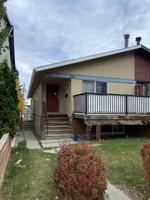 featured image of 128 25 Ave Ne