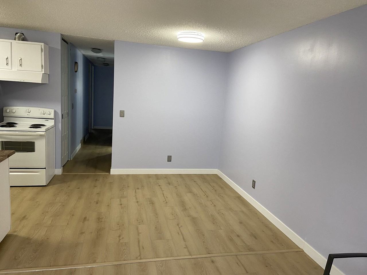 128 25 Ave Ne - Photo 4 of 16