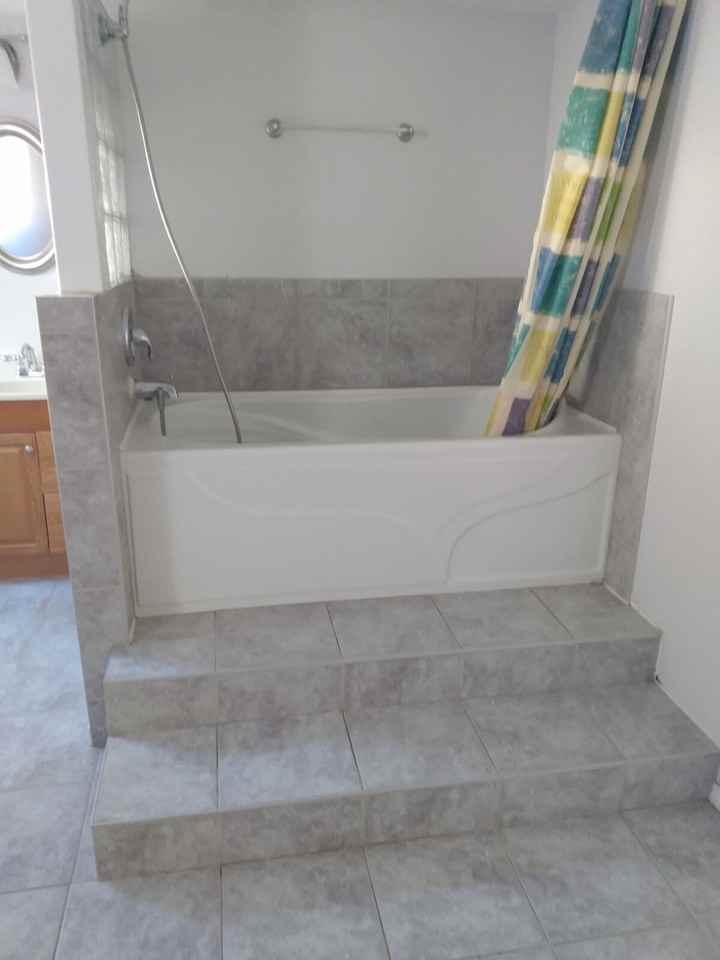 256 Rundlehorn Cres Ne - Photo 3 of 6