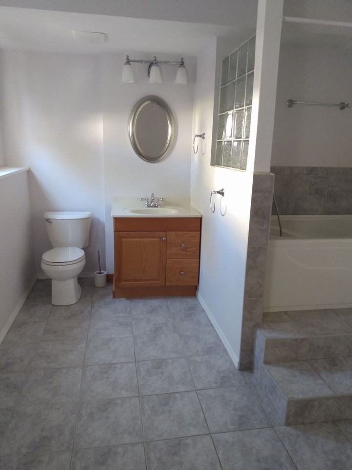 256 Rundlehorn Cres Ne - Photo 4 of 6