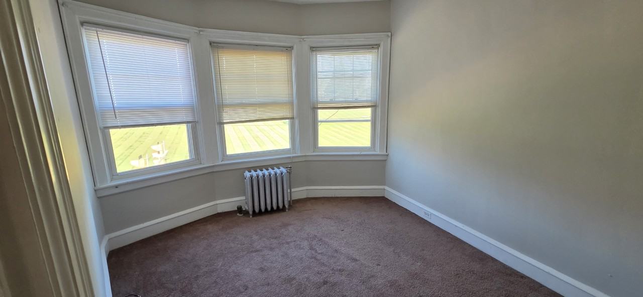 4052 Penn Ave #21 - Photo 6 of 8