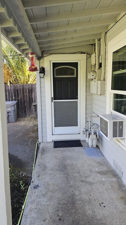 746 Dexter St #A - Photo 3 of 23