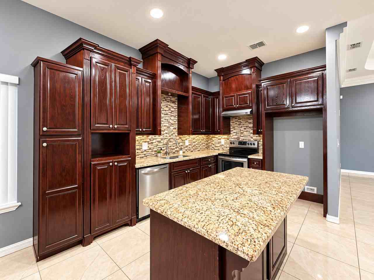 2333 N Ruby St #NA - Photo 3 of 19