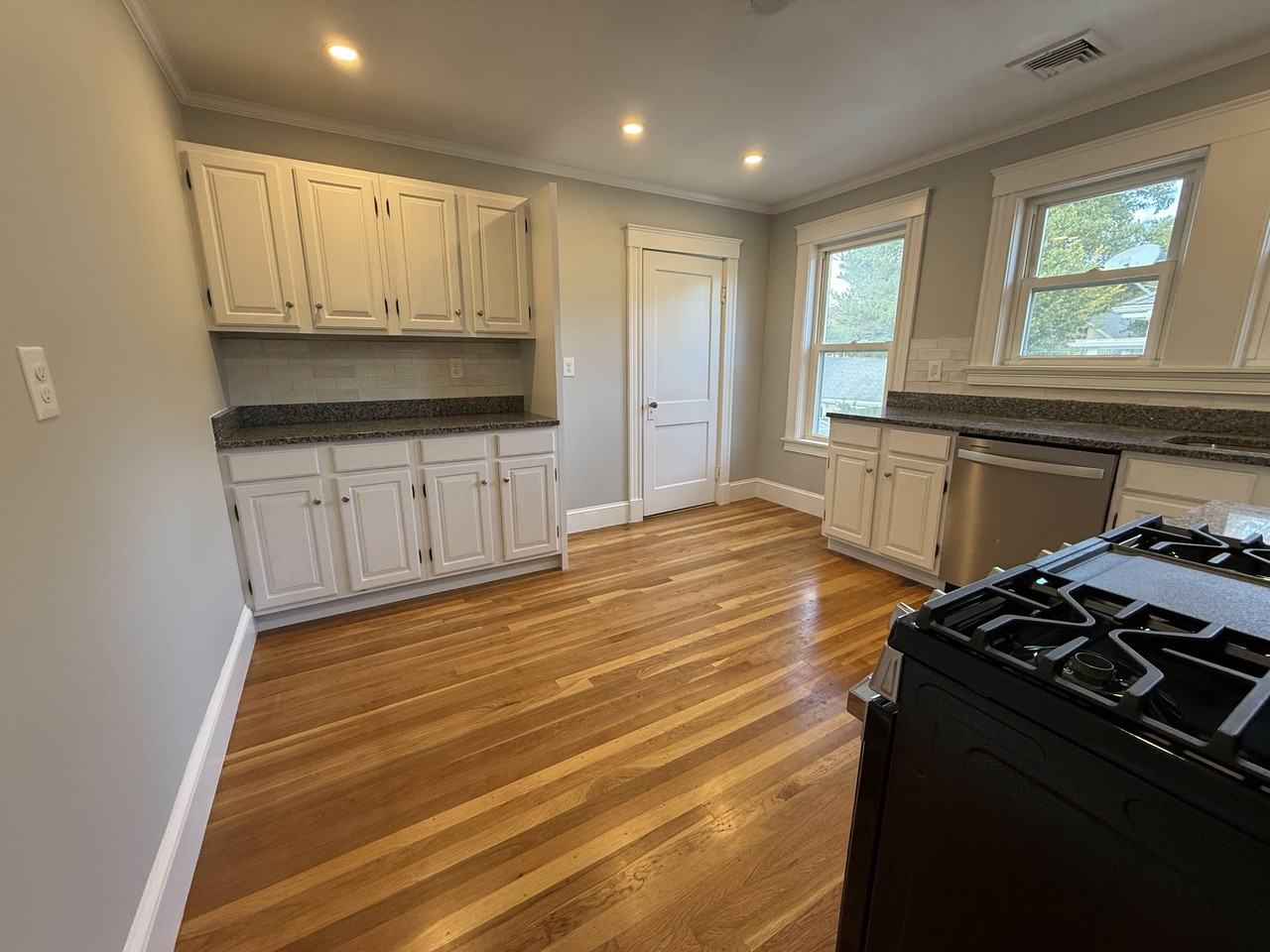 184 Palmer St #2 - Photo 2 of 20