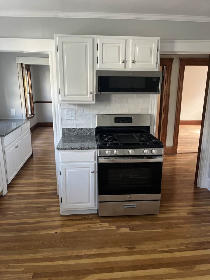 184 Palmer St #2 - Photo 3 of 20
