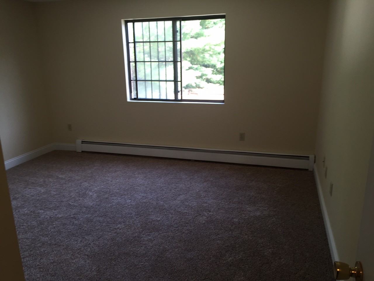 Evergreen Rd #17 - Photo 4 of 10