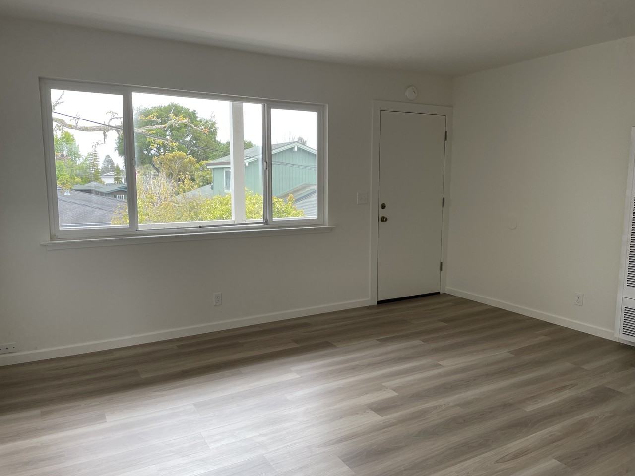 1710 46th Avenue #3 - Photo 2 of 19