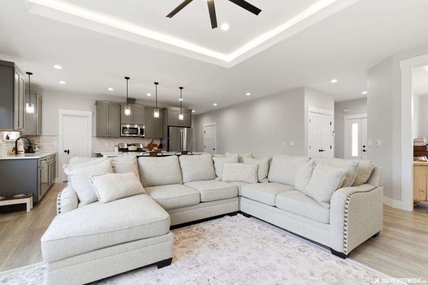703 W Birdnest Dr #NA - Photo 2 of 32