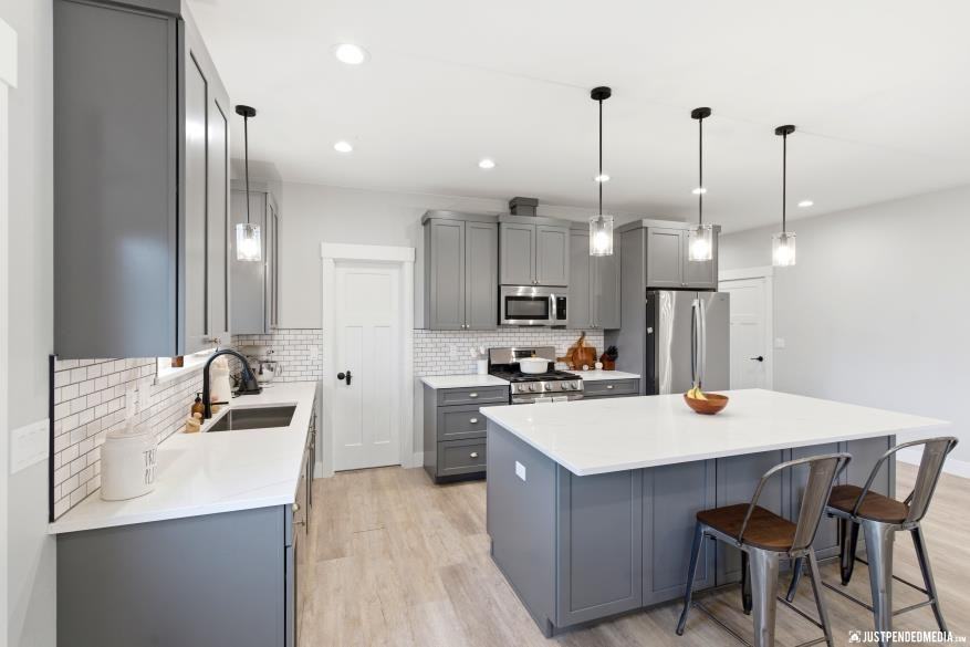 703 W Birdnest Dr #NA - Photo 5 of 32