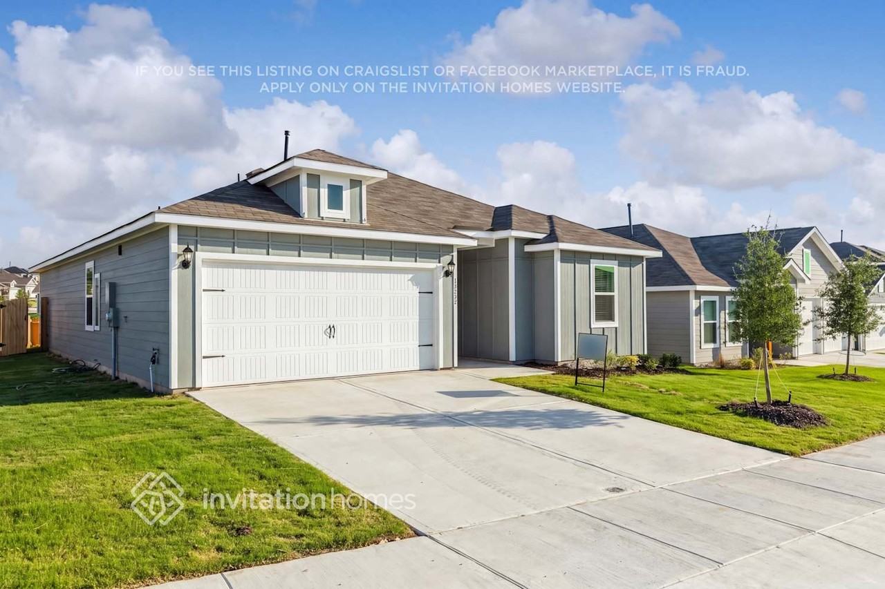 10805 Copper Hills Ln - Photo 3 of 19