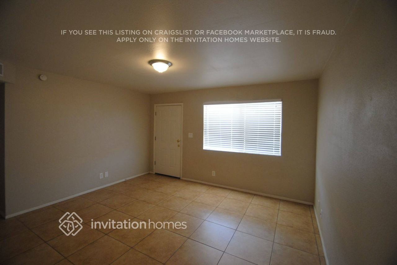 297 S 95th St - Photo 2 of 12