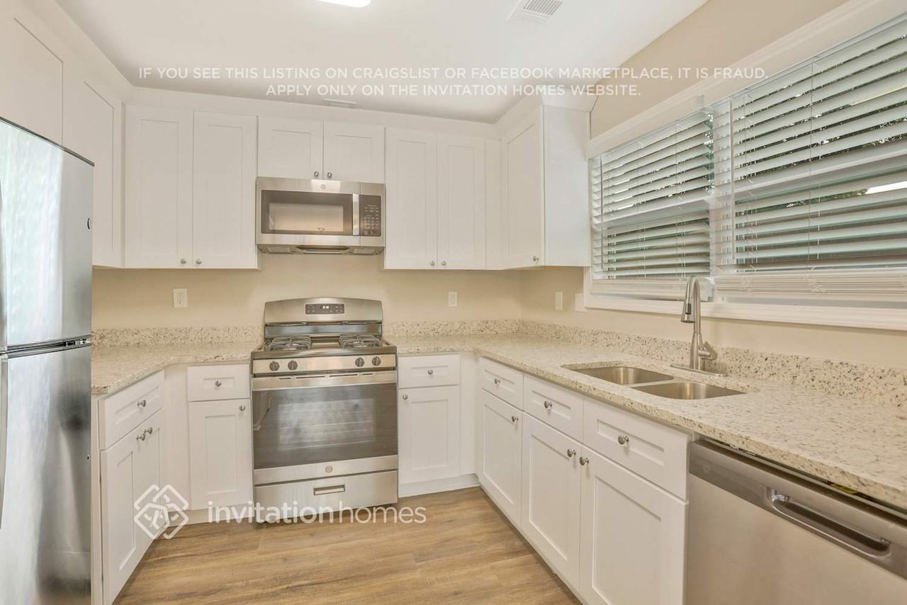 3899 Smokemist Trce - Photo 6 of 28