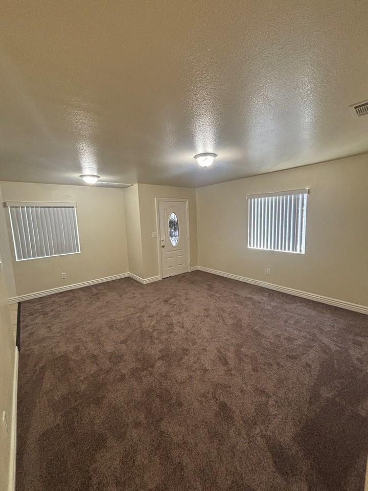 834 East 79th Street - Photo 4 of 10