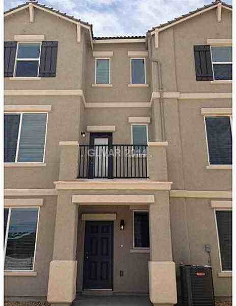 4592 Dover Straight St #1 - Photo 3 of 11
