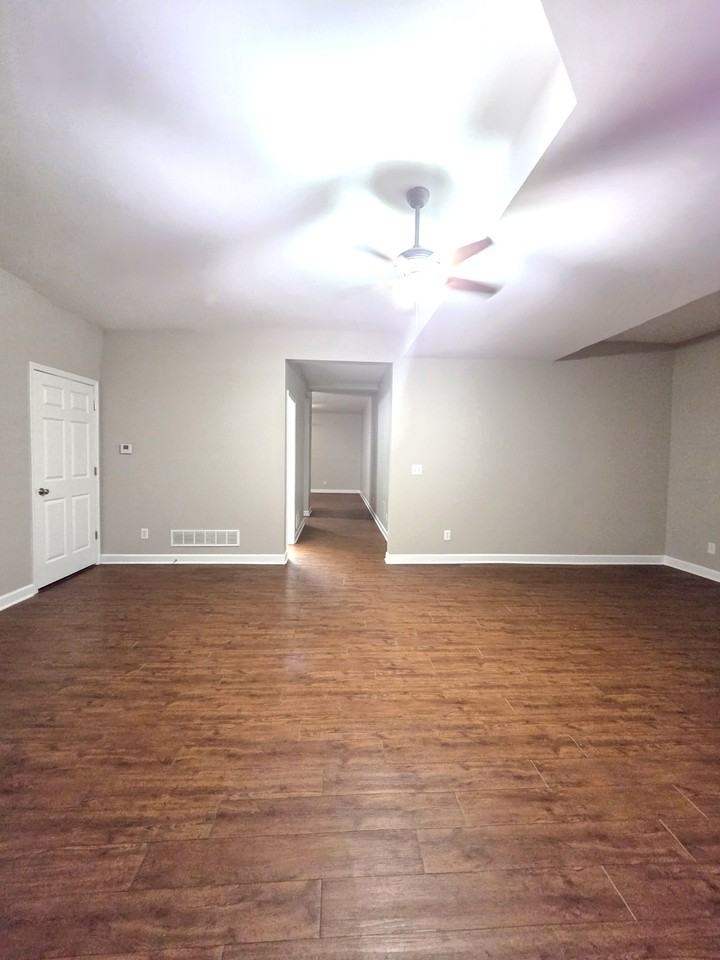 2026 North 3372nd Road102 #102 - Photo 2 of 20