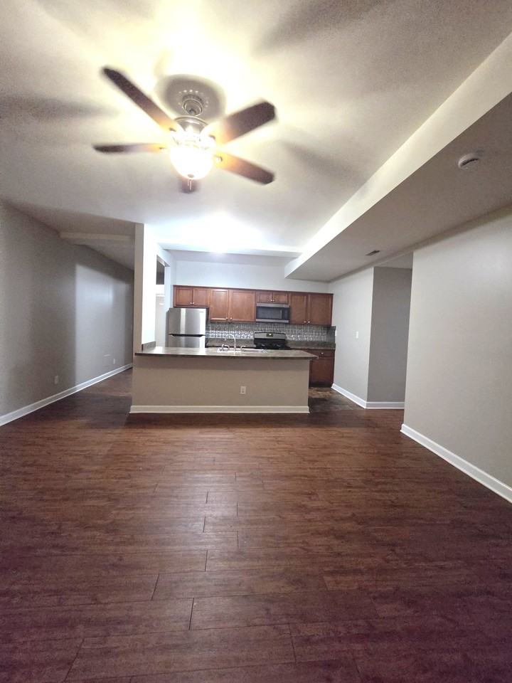 2026 North 3372nd Road102 #102 - Photo 5 of 20
