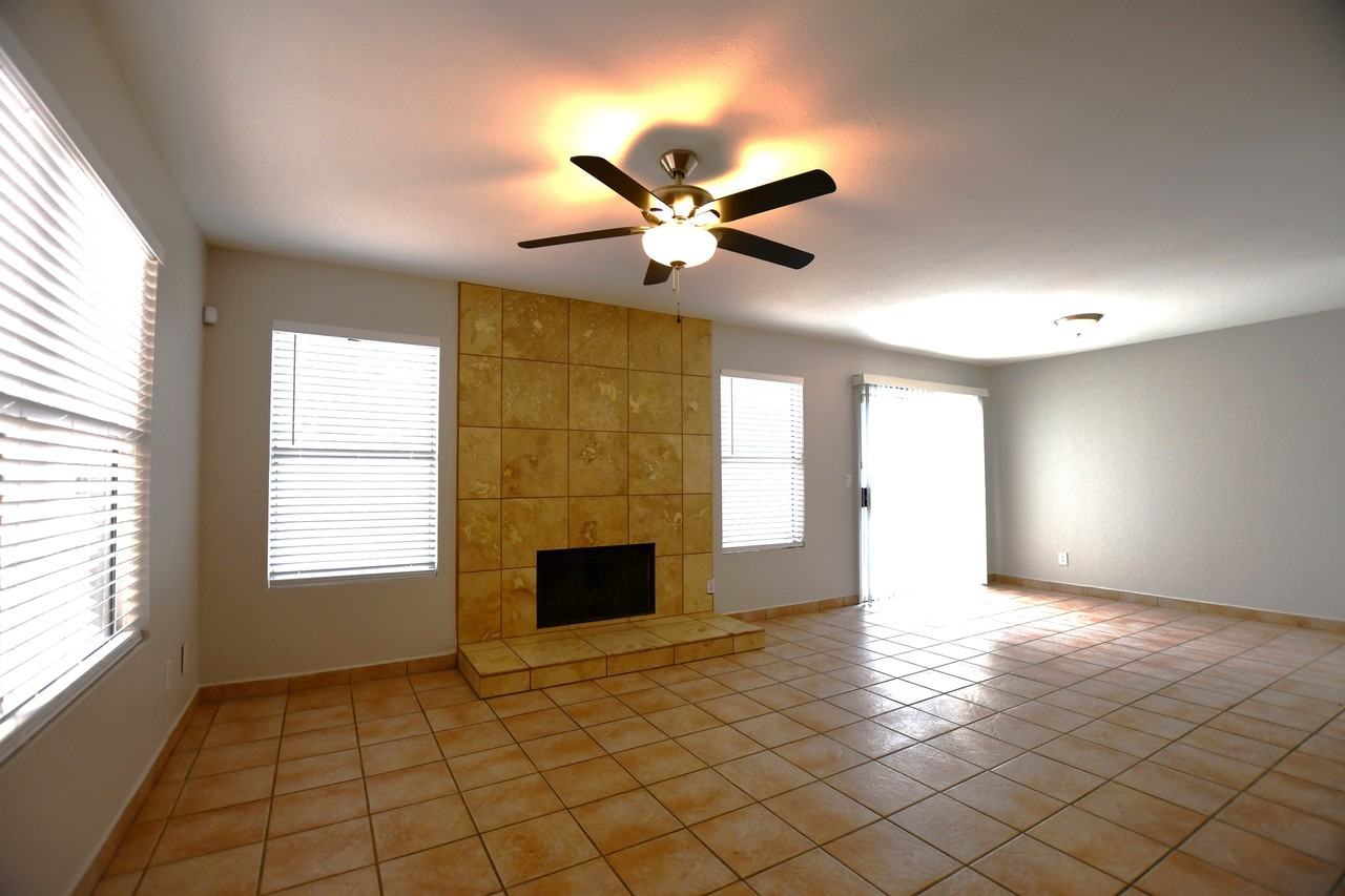 517 N Norfolk #1 - Photo 4 of 29