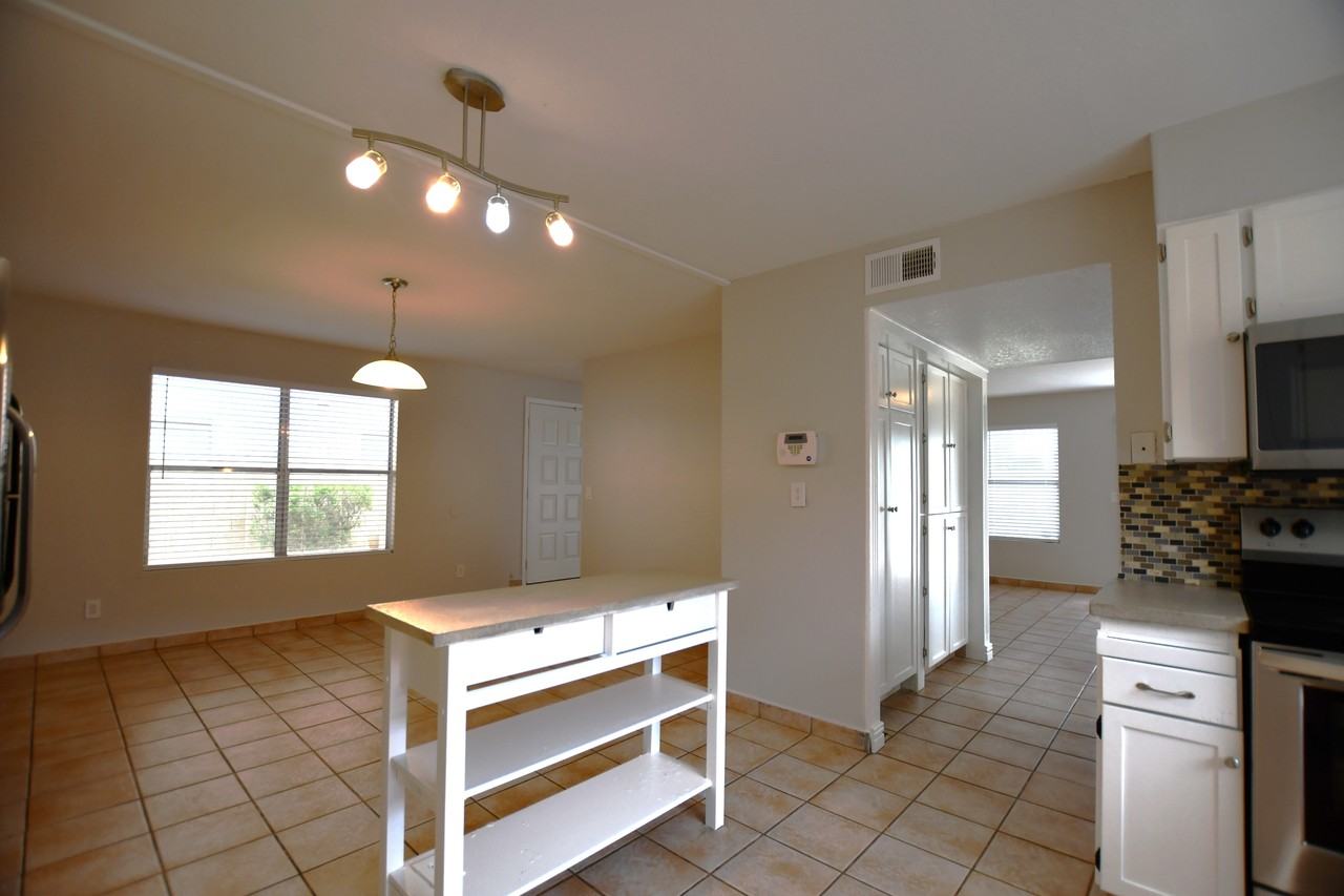 517 N Norfolk #1 - Photo 5 of 29