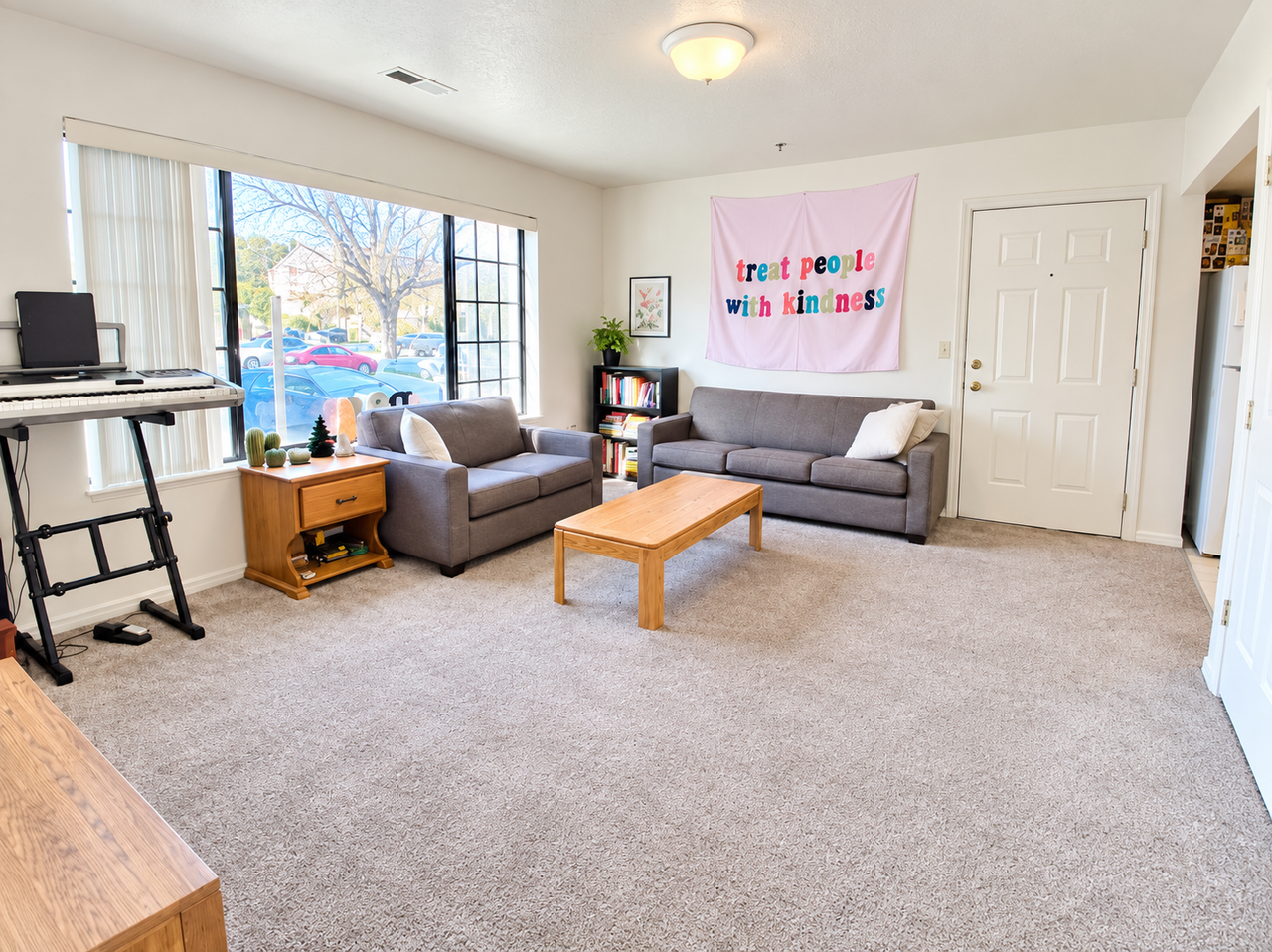 585 N 400 E #01SHARED1 - Photo 2 of 20