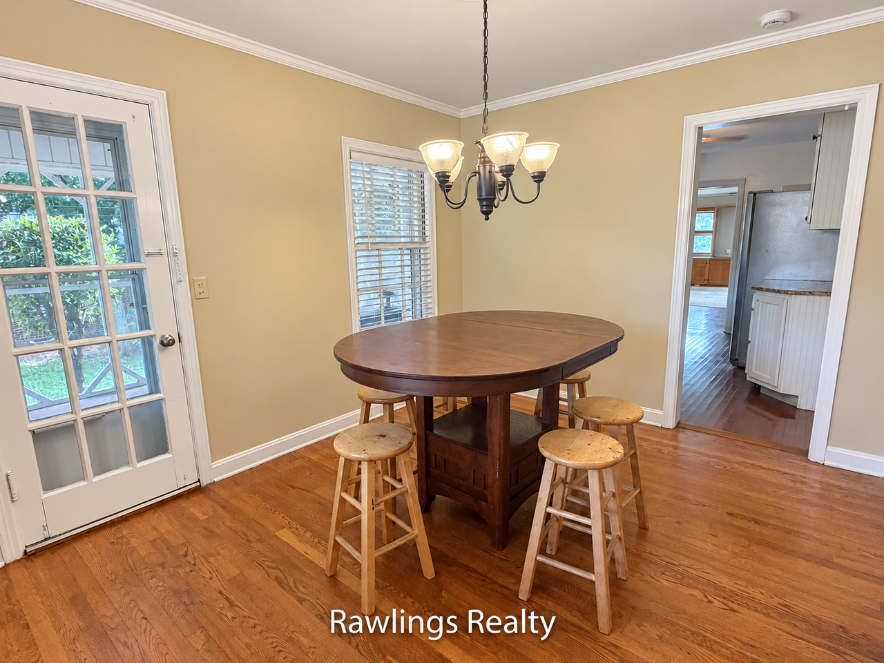 1119 Maple Dr #1 - Photo 6 of 16