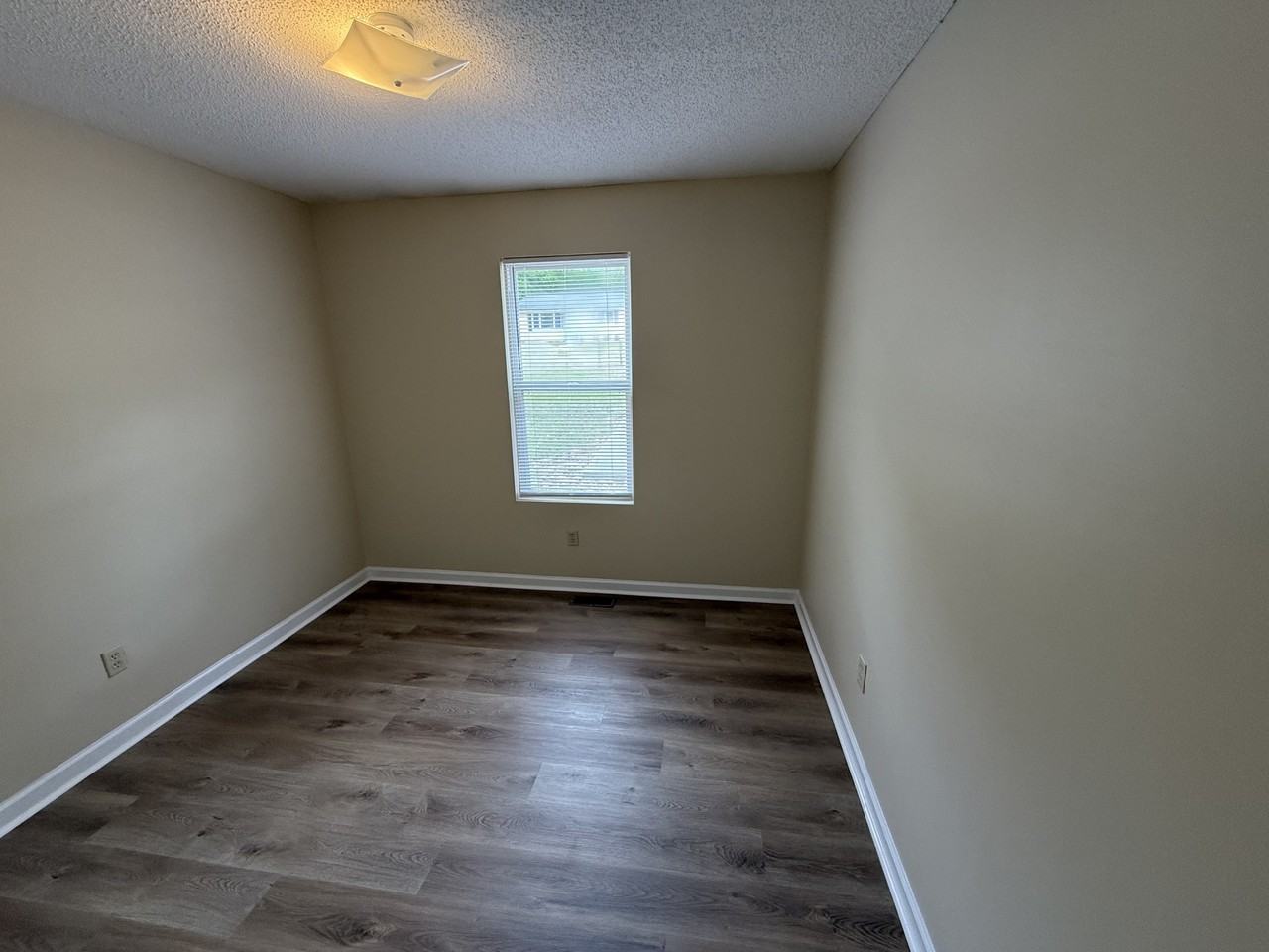 1025 Hoffman Rd #1025 - Photo 6 of 9