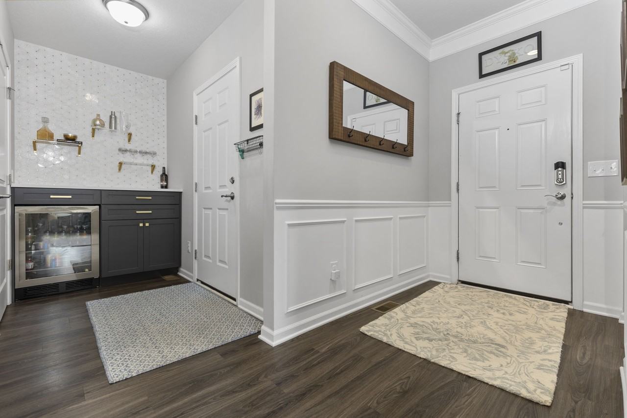 402 Henstride Ct #1 - Photo 6 of 34