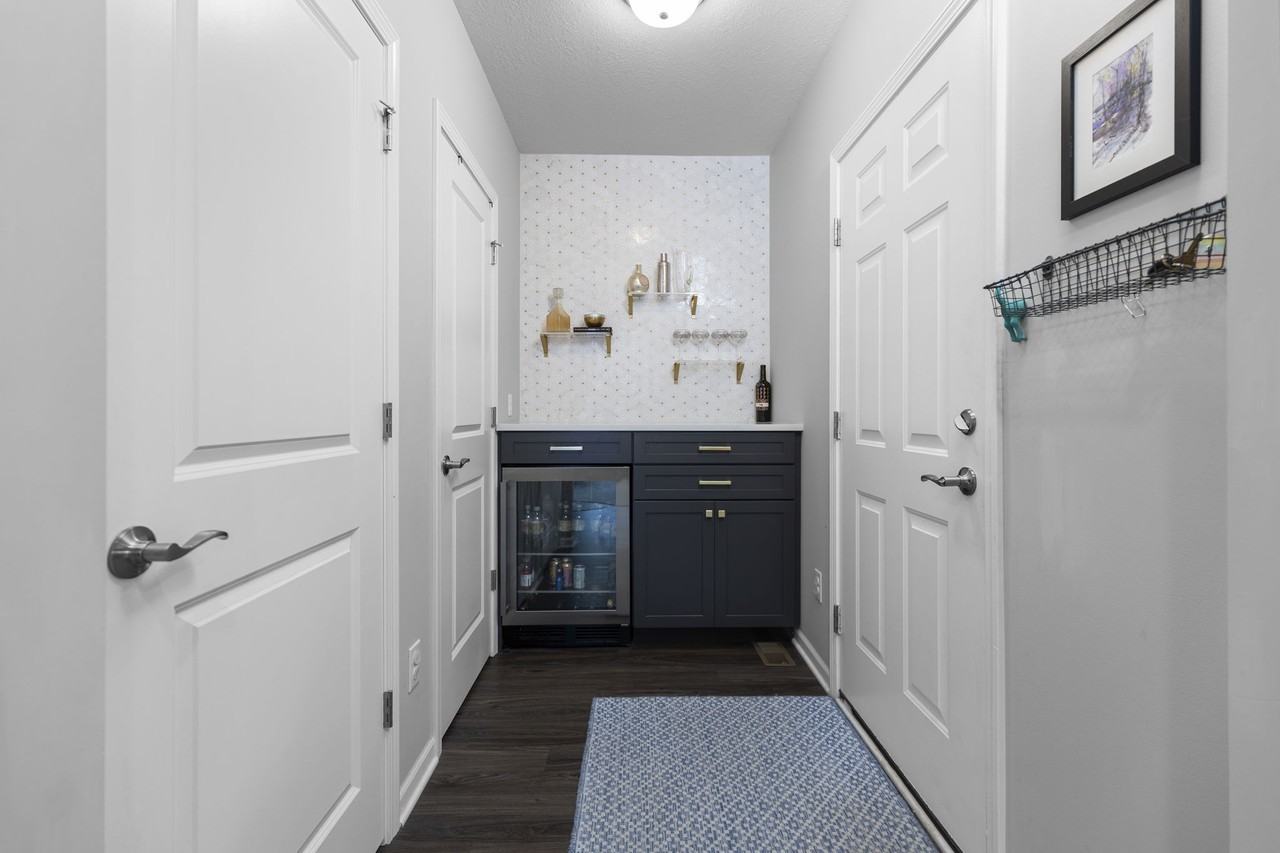 402 Henstride Ct #1 - Photo 7 of 34
