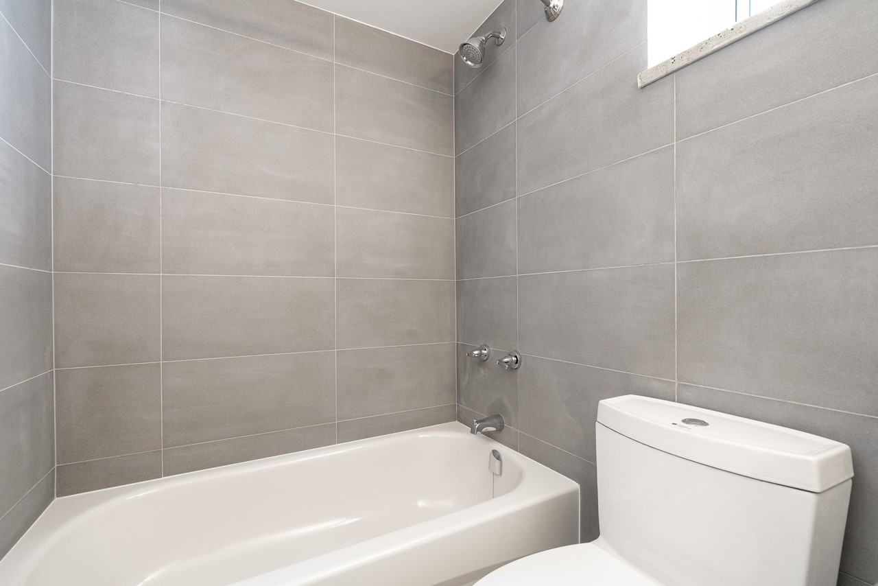 190 Jameson Avenue - Photo 2 of 10