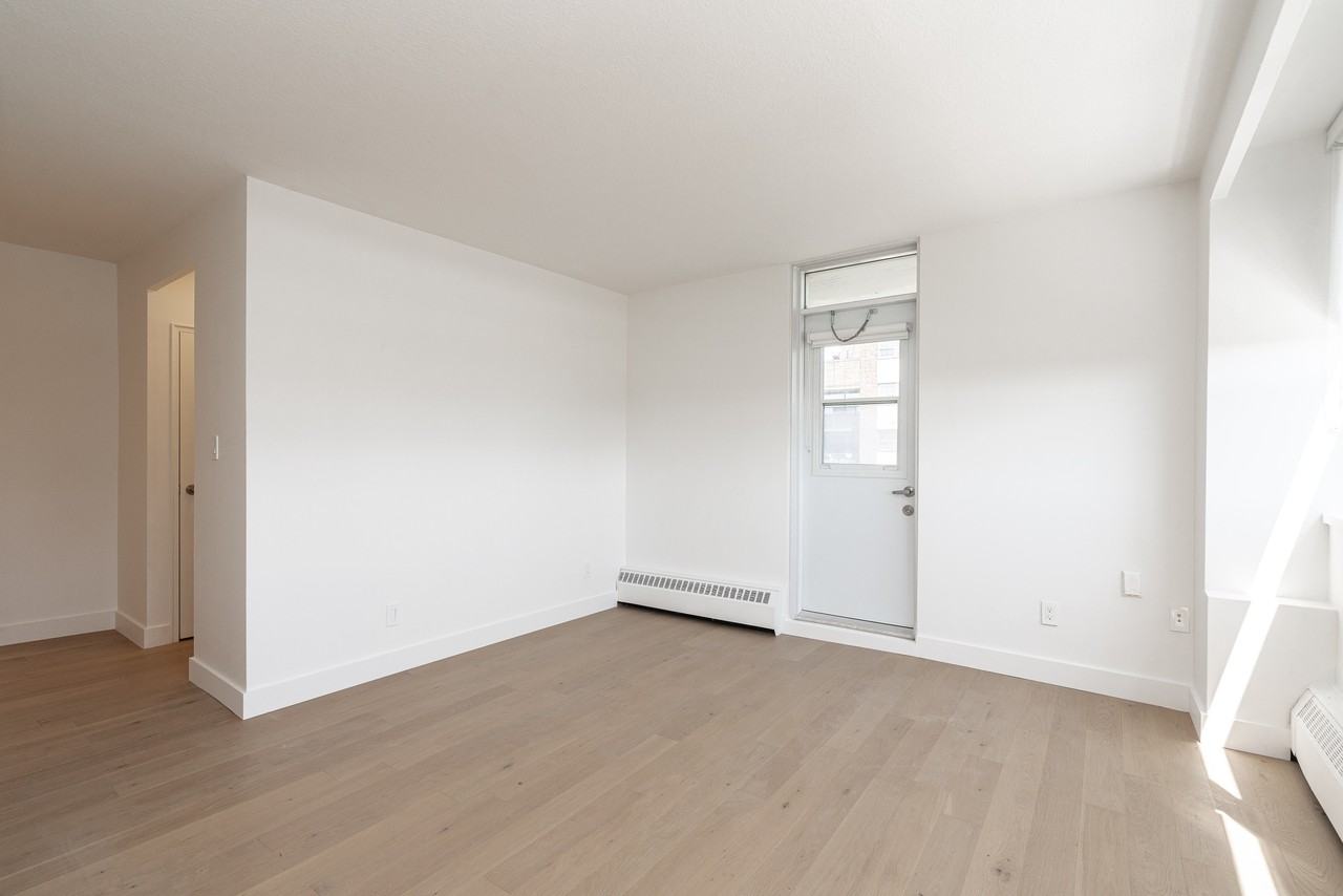 190 Jameson Avenue - Photo 5 of 10