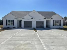 featured image of 2015 Briarwood Dr #1