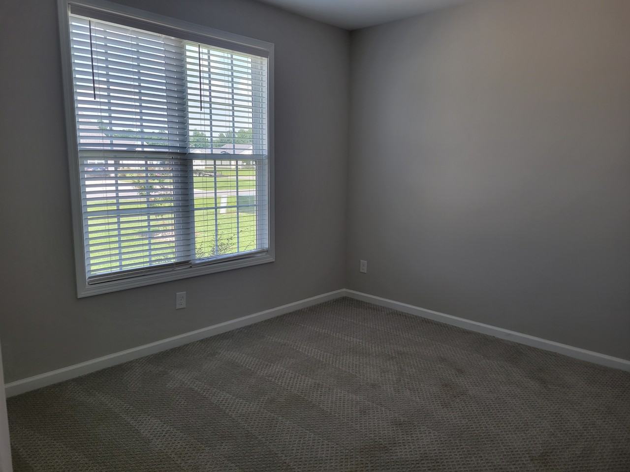 2015 Briarwood Dr #1 - Photo 4 of 11