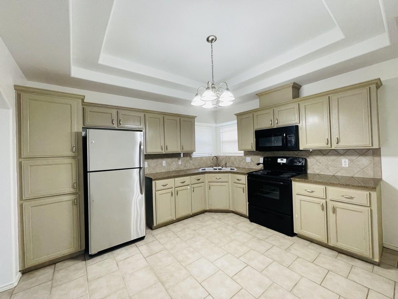 2401 Moonlight Ln #3 - Photo 2 of 13