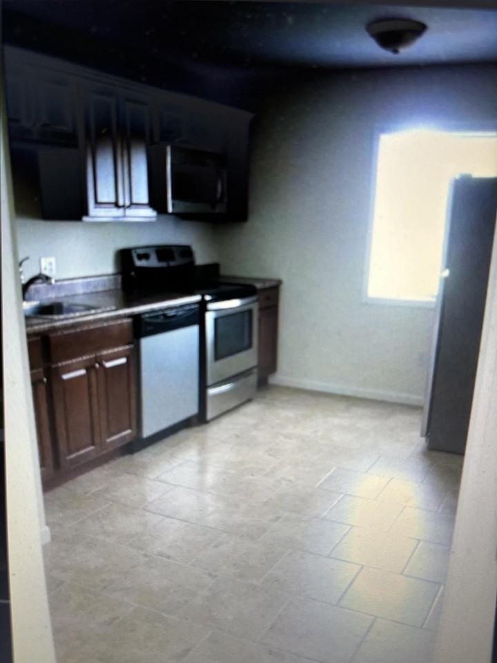 1407 N Lake Of The Woods Rd #2 - Photo 6 of 11