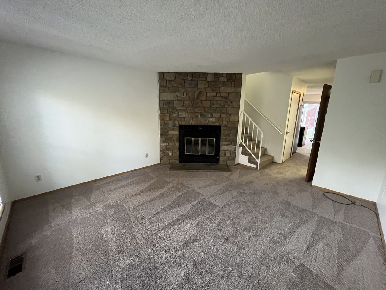 9830 W Cornell Pl - Photo 5 of 22