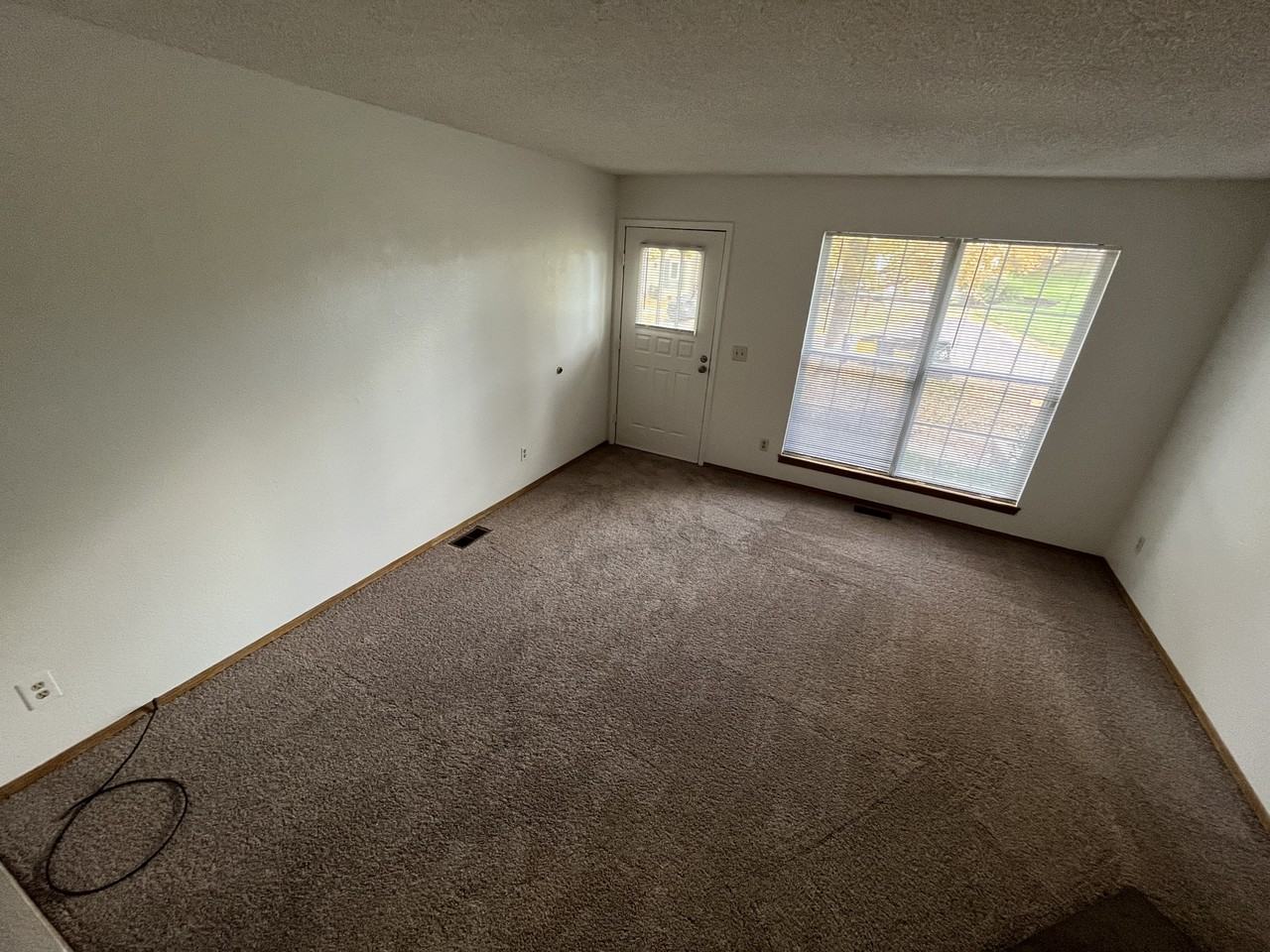 9830 W Cornell Pl - Photo 7 of 22