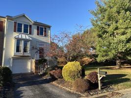 featured image of 141 Attic Ct #1