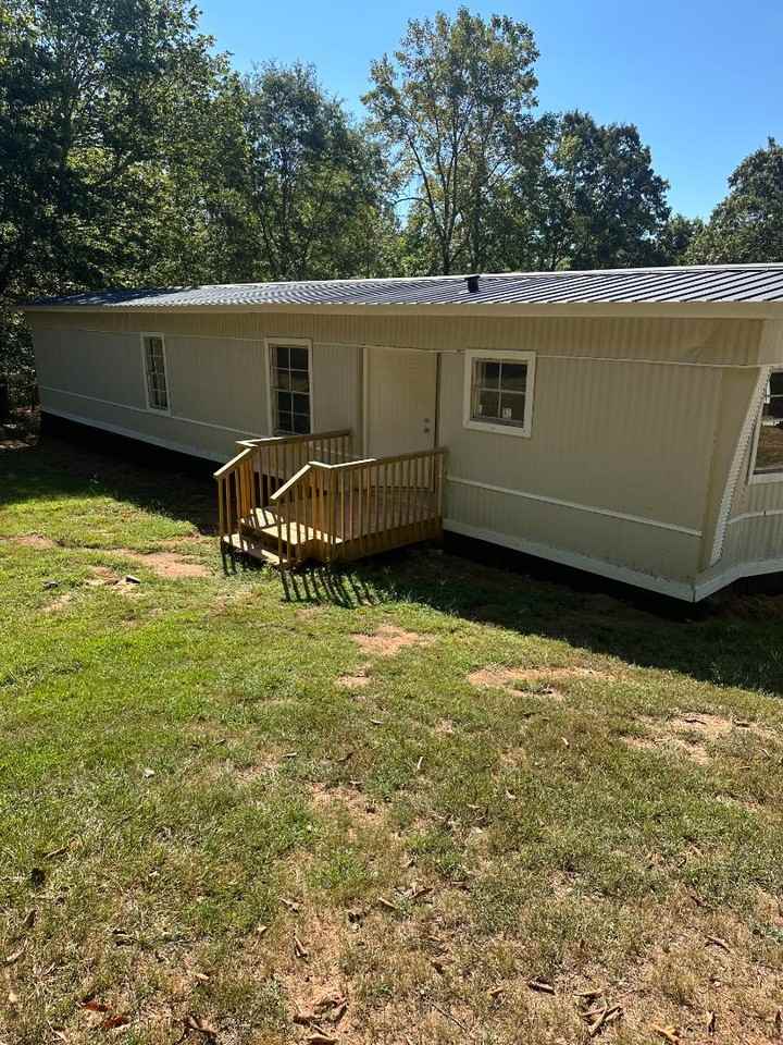 6360 Medlock Rd - Photo 2 of 20