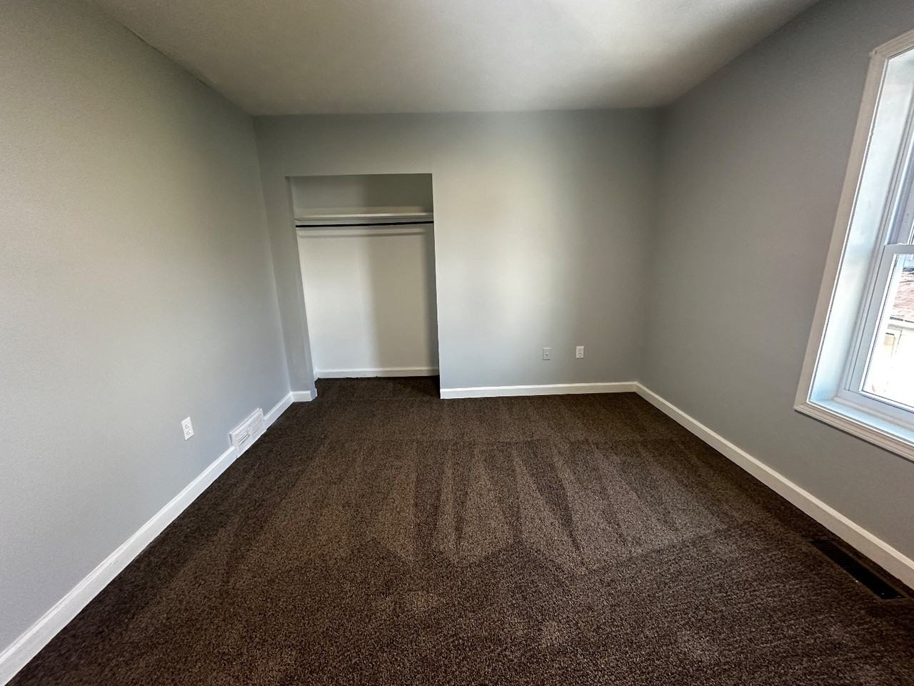 199 Saratoga Avenue - Photo 4 of 10